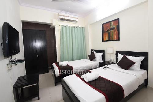 Master Bed room | Service Apartments in Thane West, Mumbai